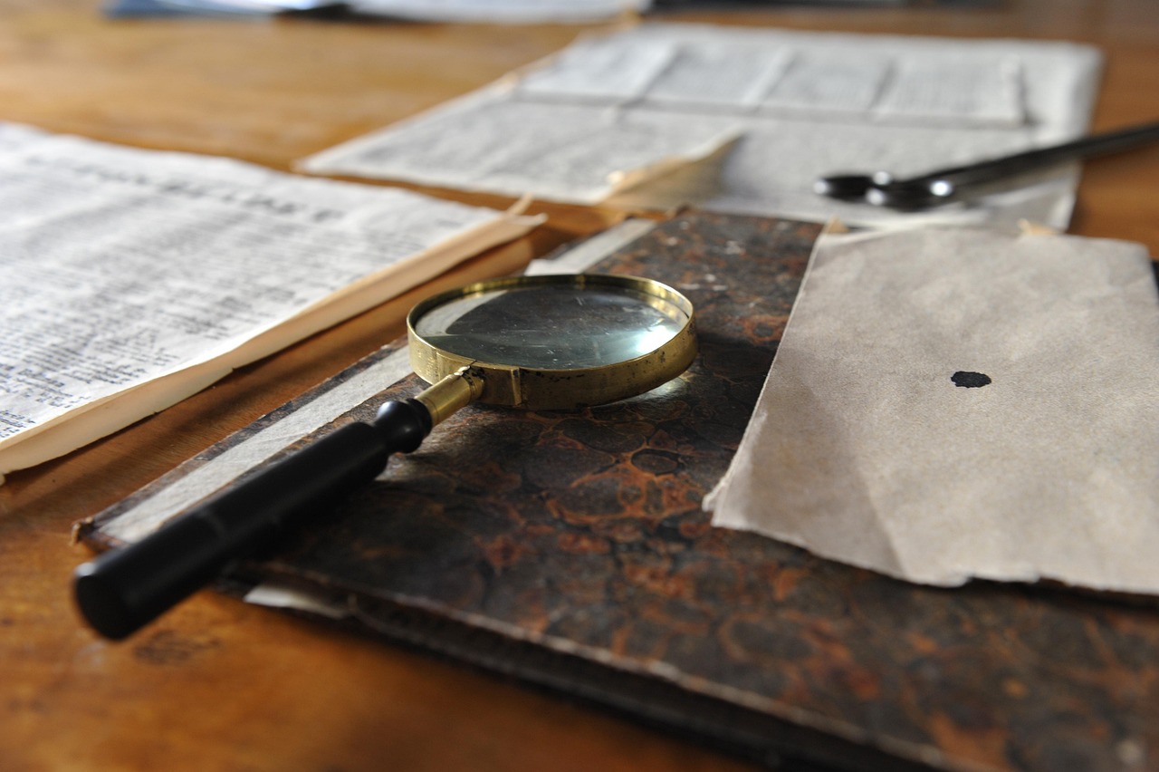 magnifying glass, sheet, writing desk, paper, magnifying glass, magnifying glass, magnifying glass, magnifying glass, magnifying glass